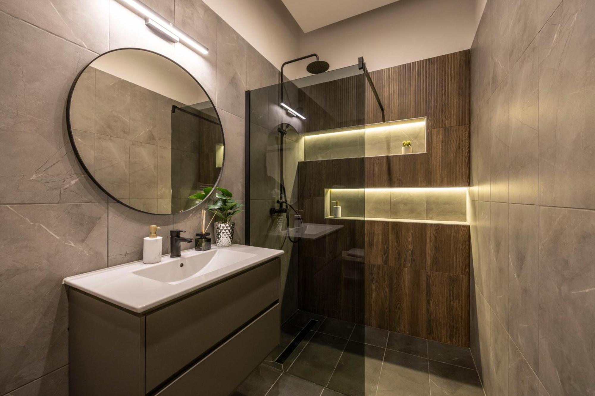 Luxury & Classy Central Apartment With 3Bedrm, 2Bathrm Будапеща Екстериор снимка